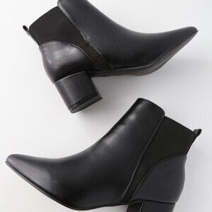 Lulus Chase Black Pointed Toe Ankle Booties - Size 8